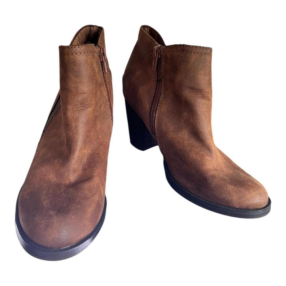 Women's Rampage Erica Cognac Brown Side Zipper Booties Size 7.5M